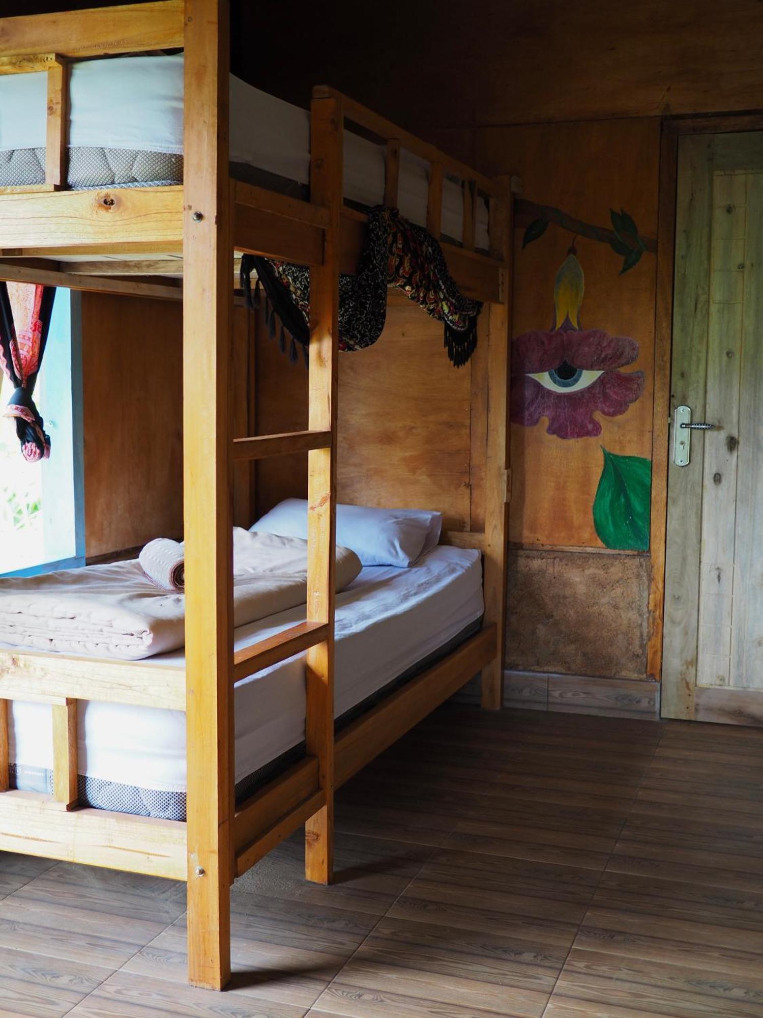 Tetebatu Hostel Quarto foto